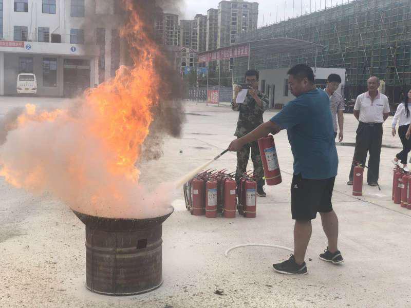 江西長運扎實開展“安全生產(chǎn)月”活動，各單位安全生產(chǎn)形勢持續(xù)穩(wěn)定